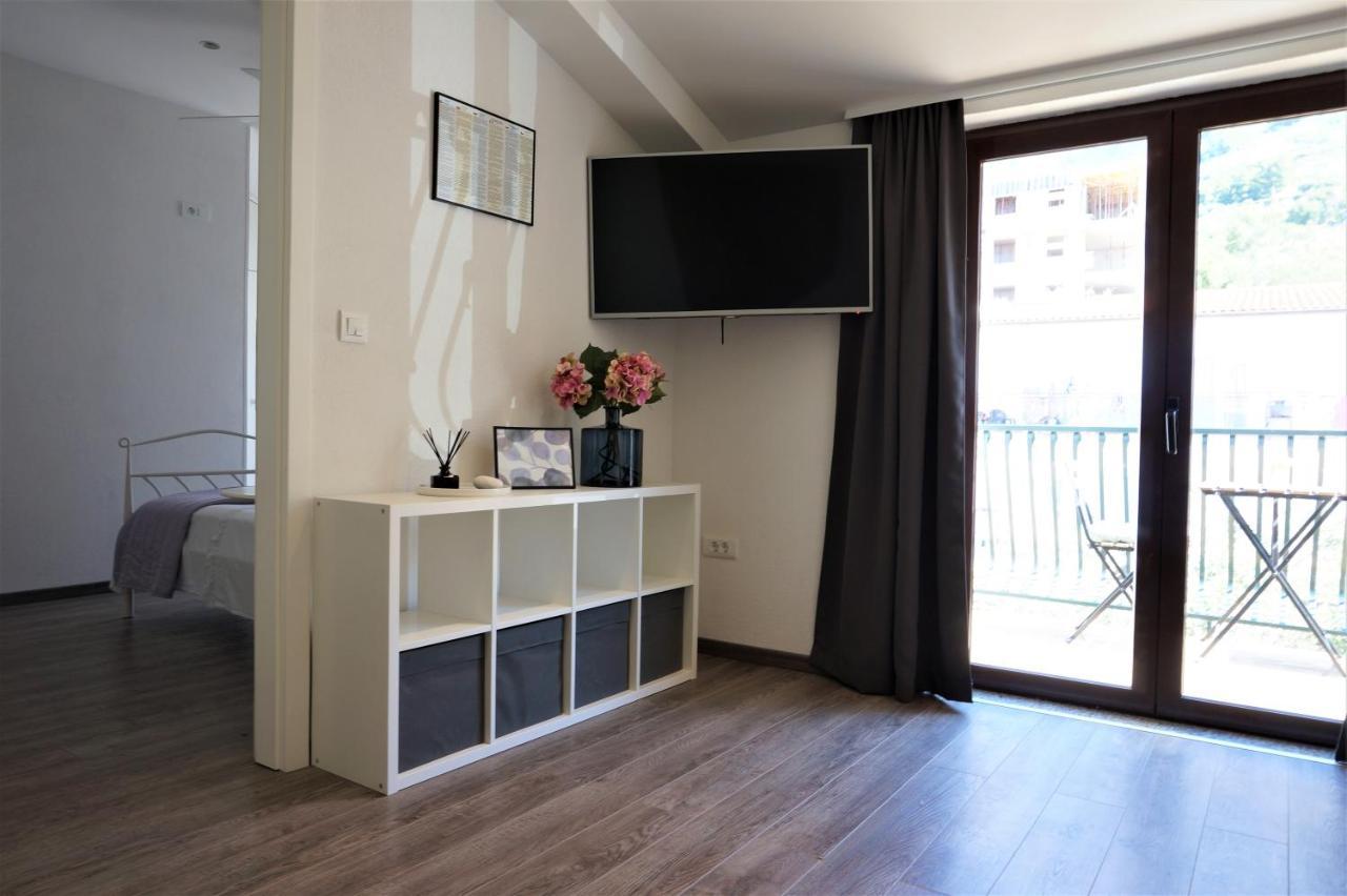 Apartment Cosy & Sweet Makarska Bagian luar foto