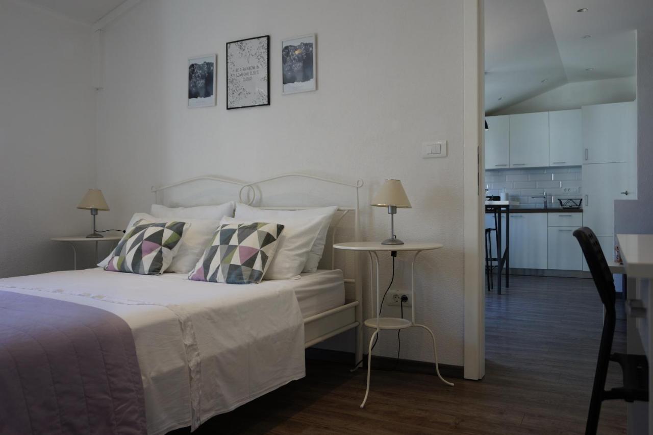 Apartment Cosy & Sweet Makarska Bagian luar foto